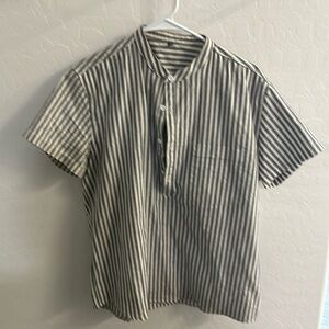 Men’s Casual Button Down